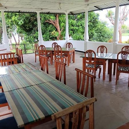 Aligama Cottage Talakolawela ภายนอก รูปภาพ