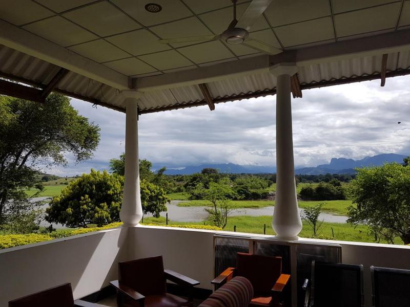 Aligama Cottage Talakolawela ภายนอก รูปภาพ