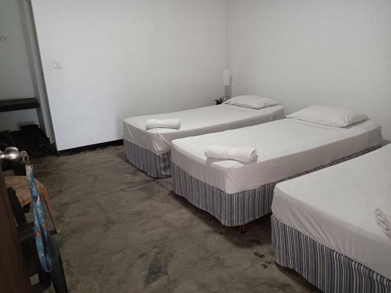 Aligama Cottage Talakolawela ภายนอก รูปภาพ